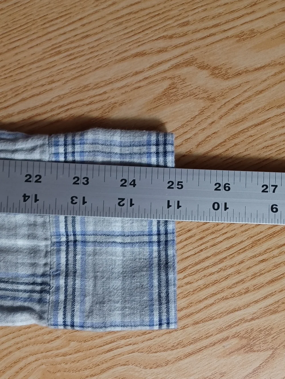 Banana Republic Blue and Gray Plaid LS Button-Down Mens Small Shirt, 100% cotton